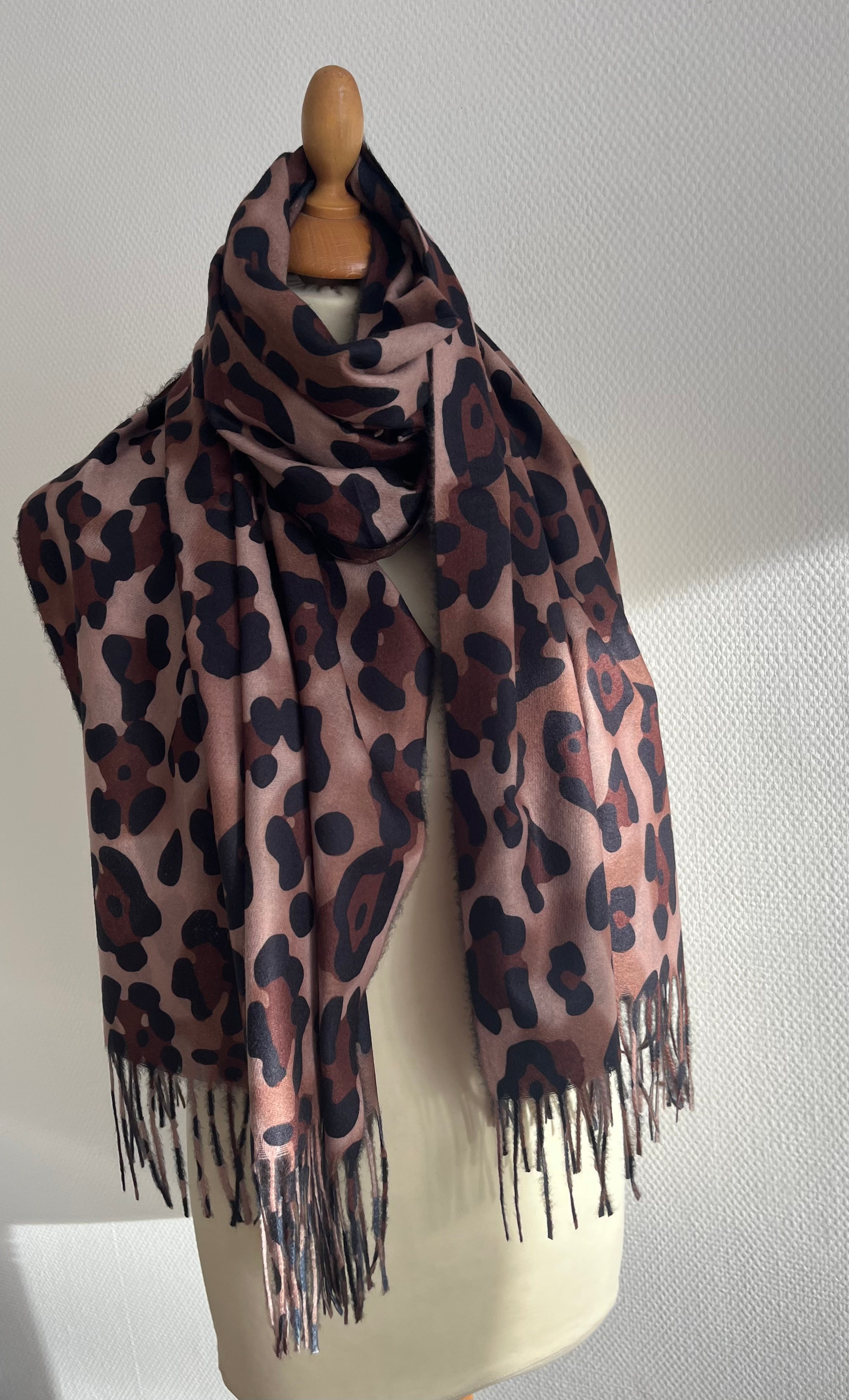 Écharpe léopard marron