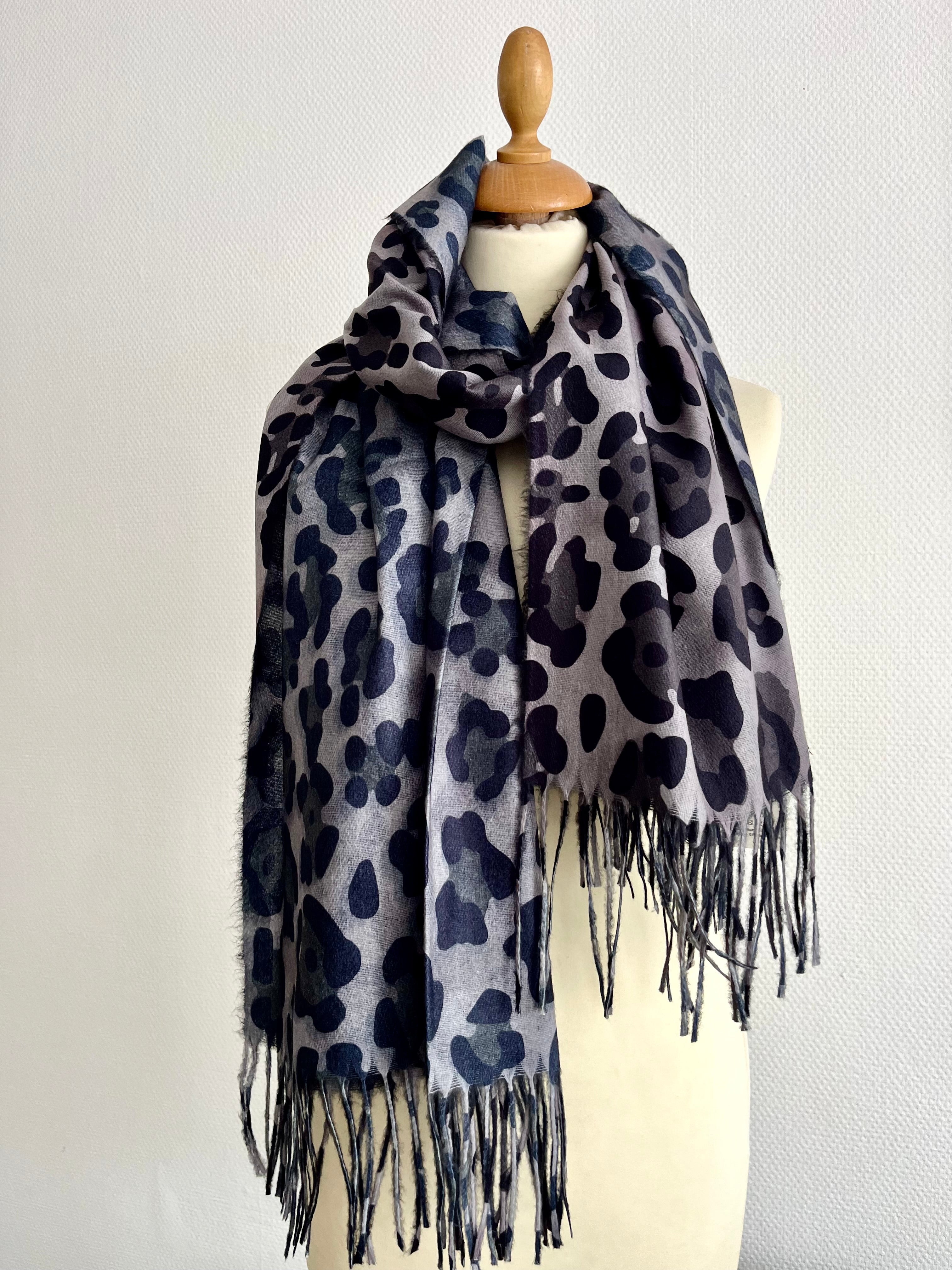 Écharpe léopard Gris